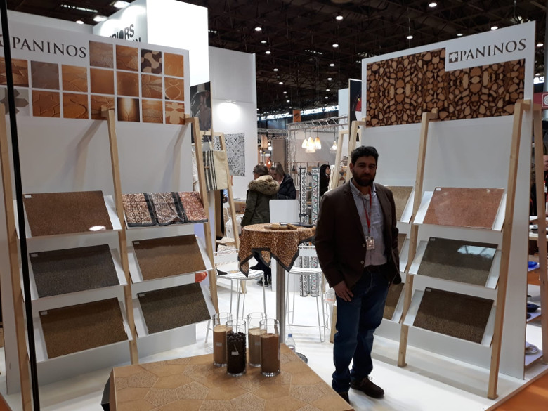 PANINOS presenta en París el nuevo producto realizado con huesos de aceituna y consigue la aceptación de fabricantes y decoradores internacionales.